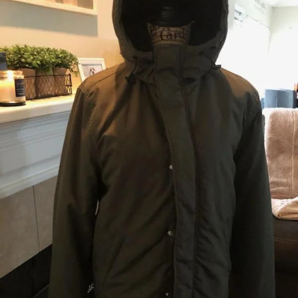 Jacket - Picture 2 of 4